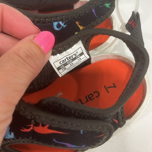 NWOT Carter’s Dinosaur Water Shoes - Picture 4 of 6